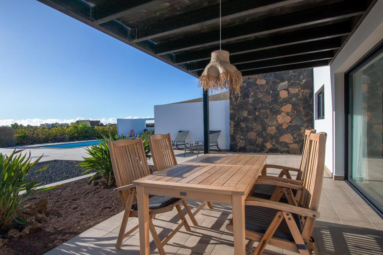 Heated & Shared Pool Villa Matriana 36B, North Shore Villas La Oliva Exterior photo