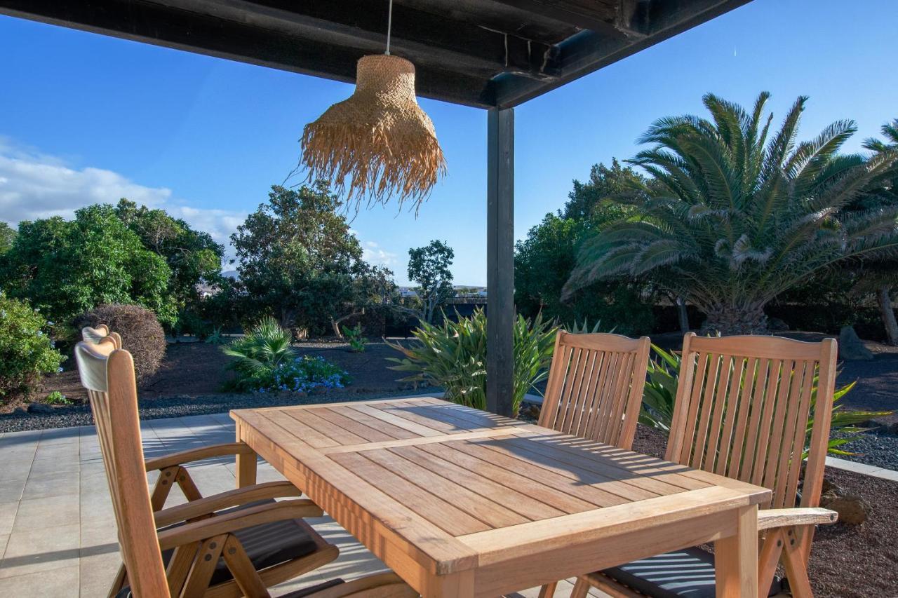 Heated & Shared Pool Villa Matriana 36B, North Shore Villas La Oliva Exterior photo